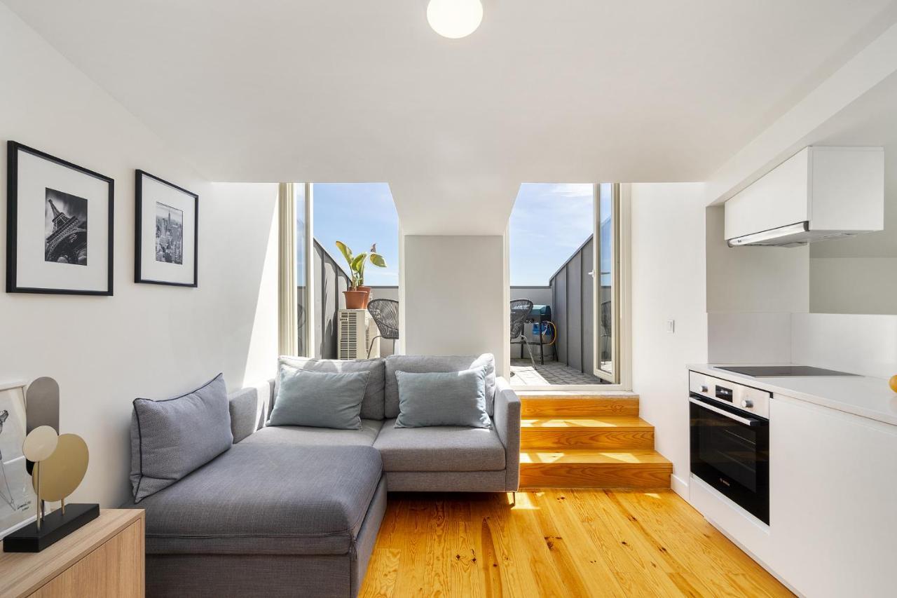 Apartamento Whome Alfama 2-bed Minimalist Retreat For Digital Nomads & Remote Workers Lisboa